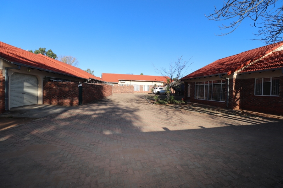To Let 3 Bedroom Property for Rent in Meiringspark North West